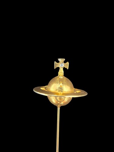 Vivienne westwood orb brooch - vivienne,