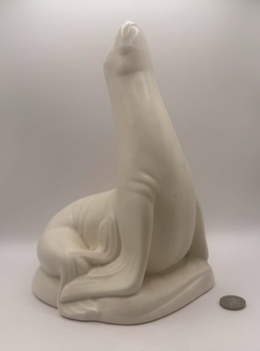 Beswick early seal on - early,