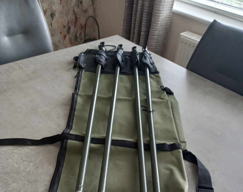 Hide poles with large decoy - poles,