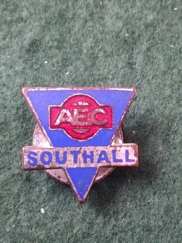 Old lorry badge aec - old,