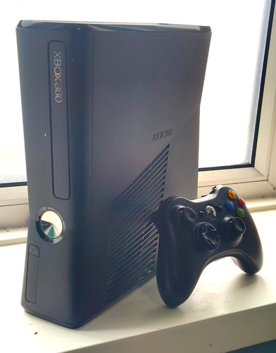 Xbox 360 slim - xbox,