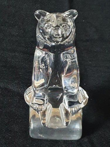 Norwegian glass figure a - figure,
