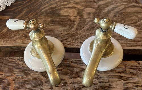 Antique faucet bathroom - faucet, sink
