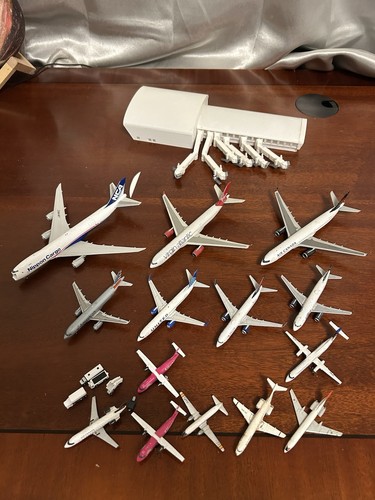 Gemini jets 400 damaged - gemini, 1:400