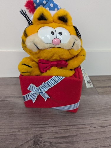 Vintage garfield plush - vintage, pop