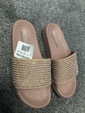 Skechers Cali with Plush Foam