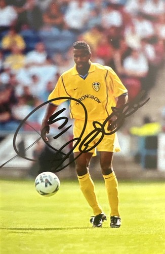 Leeds united lucas radebe hand - leeds,
