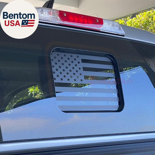 Rear middle window - middle, american