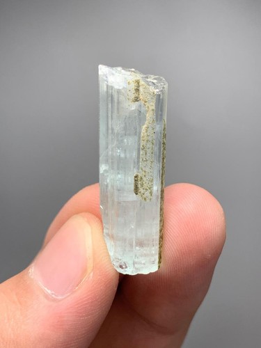 Natural rough aquamarine - natural,