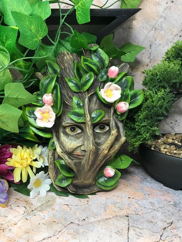 Green goddess wall plaque - green,