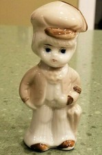 Vintage 4" Porcelain Figurine