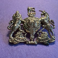 GENERAL SERVICE CORPS OFFICERS BRONZE CAP OR COLLAR BADGE ON LUGS KINGS CROWN...