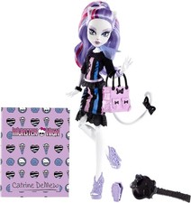 MONSTER HIGH CATRINE DE MEW