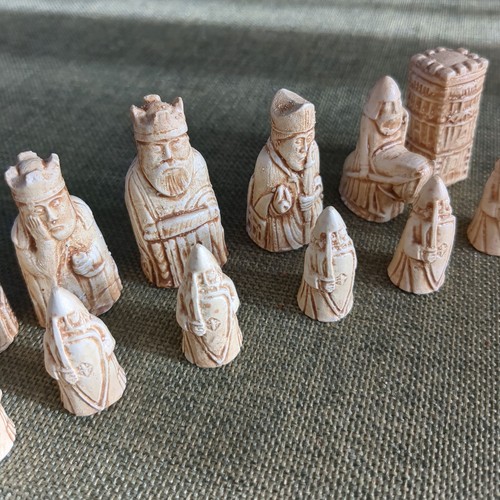 Miniature isle lewis chess - isle, of