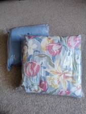 2 Laura Ashley multicoloured