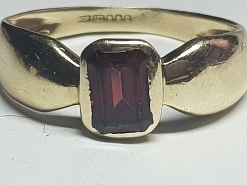 Stylish vintage ladies 9ct - stylish,