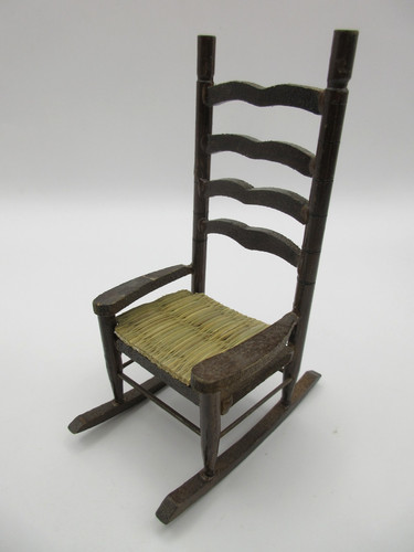 Vtg artisan dollhouse - vtg,