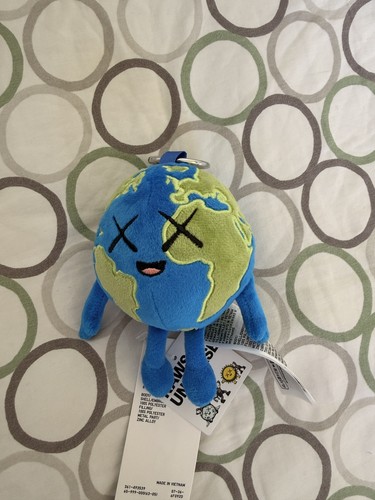 Uniqlo kaws universe plush - uniqlo,