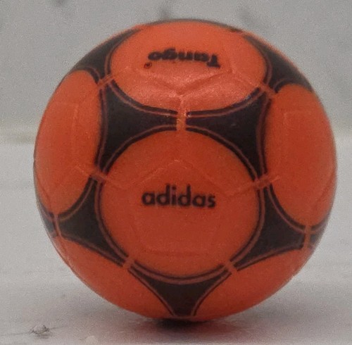 Subbuteo adidas tango - 1,