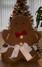 Cupcakes and Cashmere