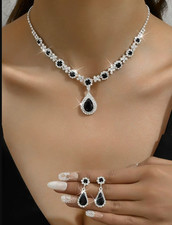 Elegant Black Crystal Drop