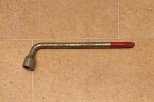 Volvo Wheel Brace 9133668