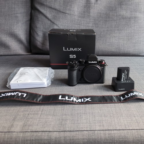 Panasonic lumix mirrorless - panasonic, s5