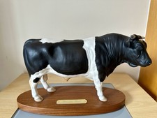 Beswick Friesian Cow & Calf