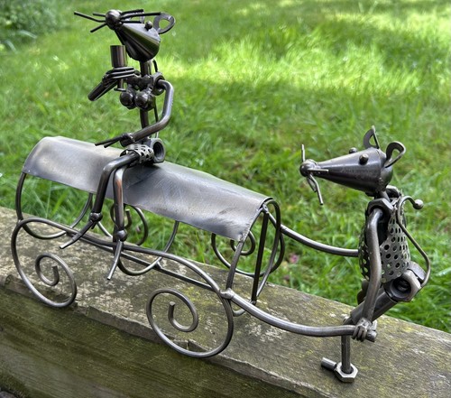 Novelty metal wine - metal,