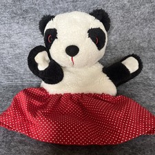 Sooty and Sweep, Soo Hand