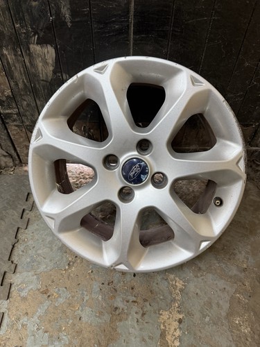 Ford fiesta mk7 spoke - ford,