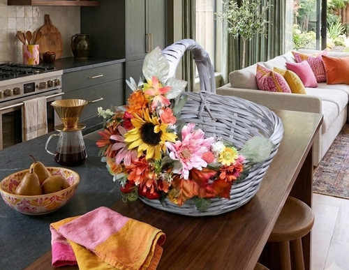 Large white wicker silk flower - white,