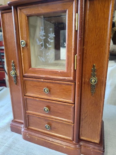 Wooden jewelry box mirror - wooden,