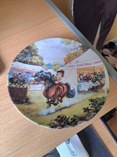 Royal worcester danbury - royal, mint