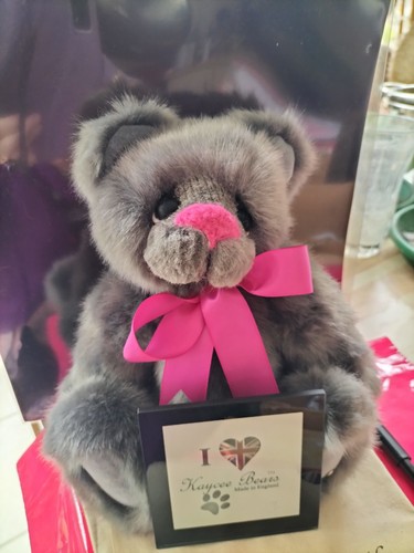 Kaycee bears club - club, bear