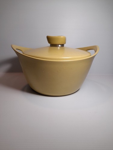 Nefertiti diana stoneware - nefertiti, by