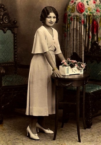 Antique cabinet photo 1900s - cabinet,