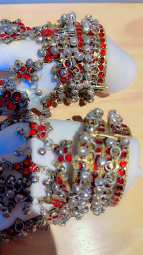 Jewellery - , traditional)