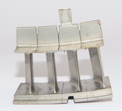 Jet engine vane - segment, ul1811