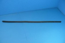 E30 - Window well seal outside