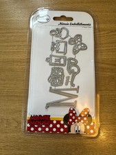 Minnie Mouse papercraft -