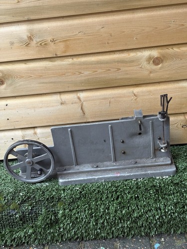 Vintage large cast iron - cast,