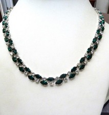 VINTAGE REAL LOOK PRONG-SET EMERALD GREEN CRYSTAL RHINESTONES LINK NECKLACE