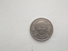 THE OFFICIAL ENGLAND SQUAD