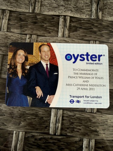 Tfl oyster card 2011 royal - oyster,