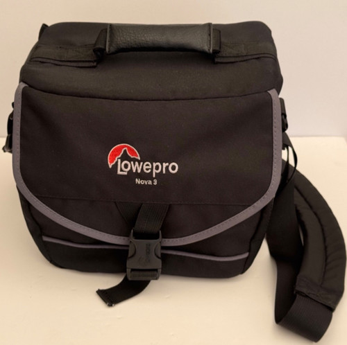 Lowepro nova shoulder - nova, camera