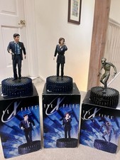 X-Files Fight The Future Statues Mulder Scully Alien Ltd Edition Figurines 1999 