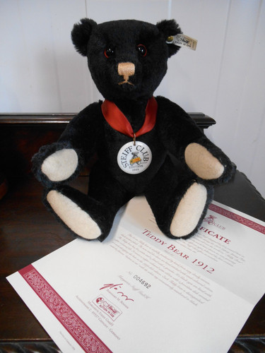 High steiff ltd - 14",