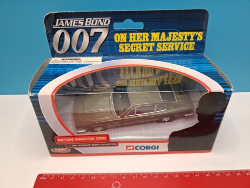 2002 corgi james bond aston - james,