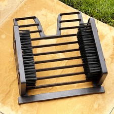 Boot Scraper With Brush Cast
